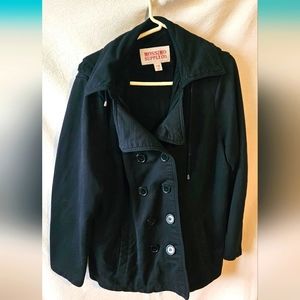 1x Cotton/poly Black hooded coat